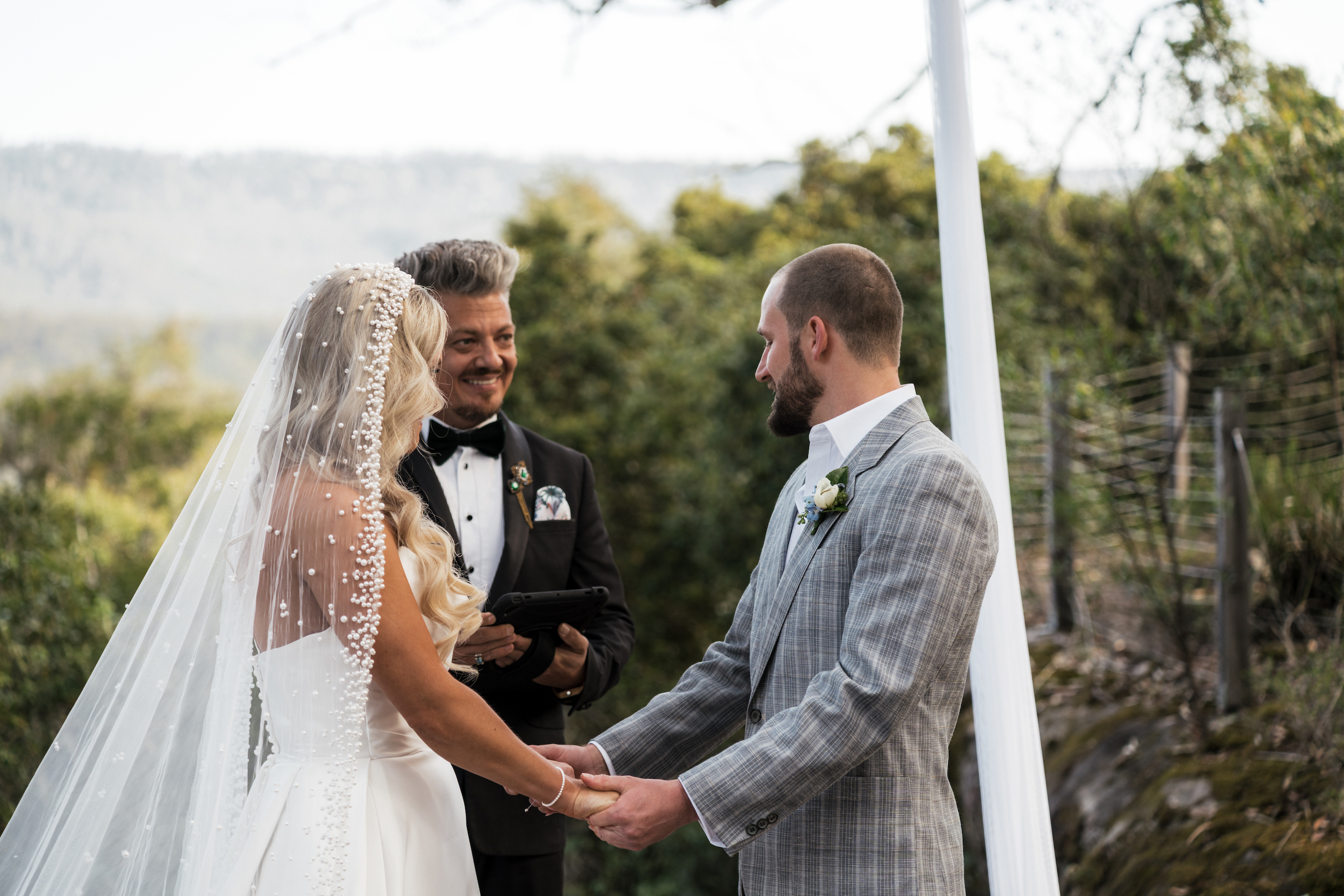https://www.weddingcelebrantssydney.com.au/wp-content/uploads/2026/07/A7405416.jpg